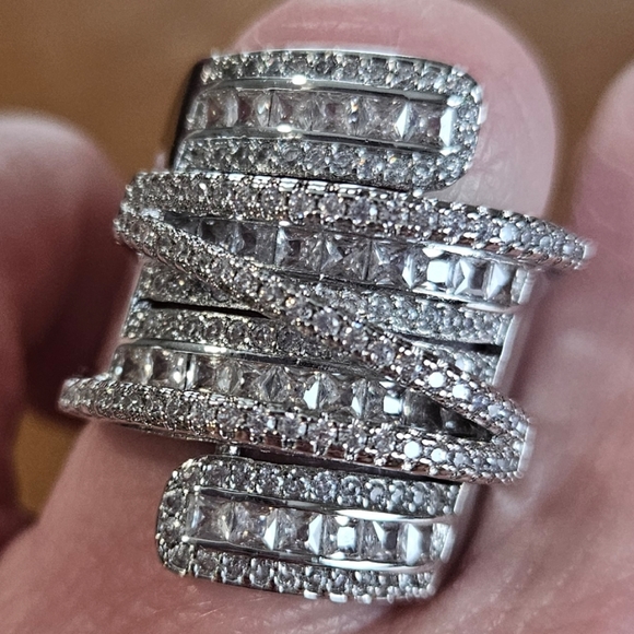 Cubic zirconia wrap cocktail ring sz 8 NEW - Picture 4 of 6